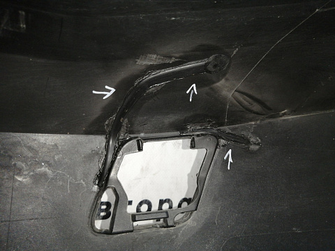 Фотография детали AA045040; Бампер передний; под паркт.; под омыват. (3G0807221A) для Volkswagen Passat/БУ; Оригинал; Р1, Мелкий дефект; . Фото номер 21