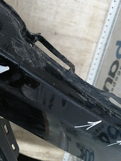 AA045537; Бампер передний, 600h (52119-50D40) для Lexus LS IV рест. (2010- 2012)/БУ; Оригинал; Р2, Удовлетворительное; 