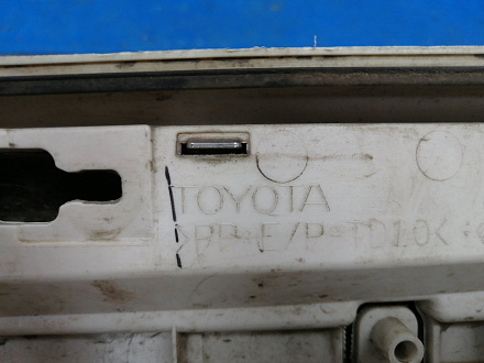 AA015914; Молдинг двери задний правый (75075-60130) для Toyota Land Cruiser 200 рест. (2012 — 2015)/БУ; Оригинал; Р1, Мелкий дефект; 