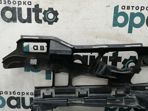 Фотография детали AA031204; Кронштейн переднего бампера правый под ПТФ (51117385346) для BMW 5 серия G30 G31/БУ; Оригинал; Р1, Мелкий дефект; . Фото номер 10