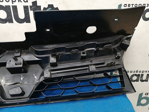 Фотография детали AA038843; Решетка радиатора (623103564R) для Renault Duster I рест. (2015-2021)/БУ; Оригинал; Р1, Мелкий дефект; . Фото номер 12