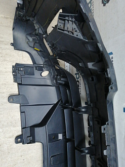 AA045866; Бампер передний; под паркт.; под омыват. (HY32-17F003-AAW) для Land Rover Discovery V L462 (2017 - 2020)/БУ; Оригинал; Р1, Мелкий дефект; 