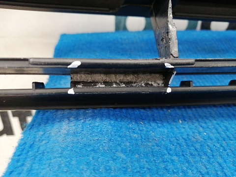 Фотография детали AA037749; Решетка переднего бампера (53112-60080) для Lexus LX570, LX450D (2008 — 2011)/БУ; Оригинал; Р1, Мелкий дефект; . Фото номер 10