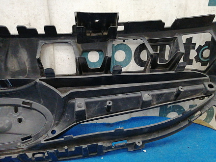 AA033311; Решетка радиатора (86351-1R000) для Hyundai Solaris/БУ; Оригинал; Р1, Мелкий дефект; 