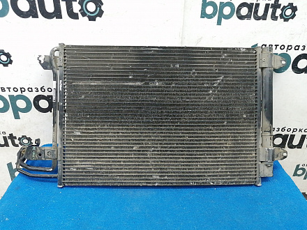 AA023264; Радиатор кондиционера (1K0 820 411 R)/БУ; Оригинал; Р2, Удовлетворительное; 