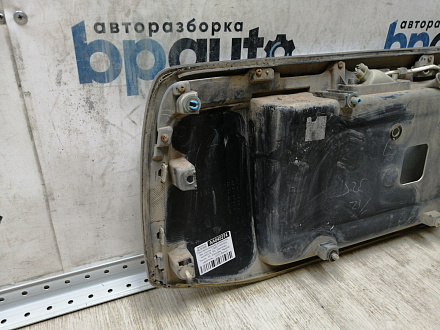 AA045274; Накладка крышки багажника, без кнопок (76811-60190) для Toyota Land Cruiser Prado 150 (2010 — 2013)/БУ; Оригинал; Р0, Хорошее; (070) Белый перламутр 3х. сл.