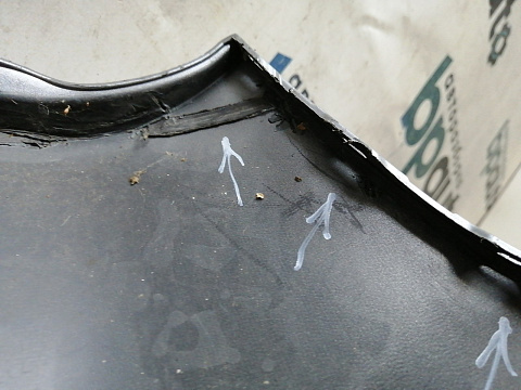 Фотография детали AA044978; Бампер задний; без паркт. (6410D498ZZ) для Mitsubishi ASX I рест.2 (2016- 2019)/БУ; Оригинал; Р1, Мелкий дефект; . Фото номер 16