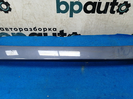 AA028837; Накладка переднего бампера (86550-2Y000) для Hyundai IX35/БУ; Оригинал; Р1, Мелкий дефект; 