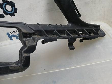 AA045503; Кронштейн, каркас переднего бампера правый (A2048850865) для Mercedes-Benz C-klasse III (W204) (2006-2011)/БУ; Оригинал; Р0, Хорошее; 