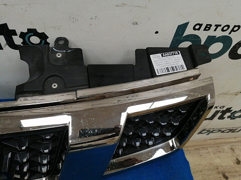Фотография детали AA037716; Решетка радиатора (62310-3UB0A) для Nissan X-Trail II (T31) рест. (2011-2015)/БУ; Оригинал; Р1, Мелкий дефект; . Фото номер 11