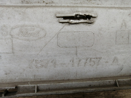 AA022656; Бампер передний; под паркт.; под омыват. (7S71-17757-A) для Ford Mondeo/БУ; Оригинал; Р2, Удовлетворительное; 