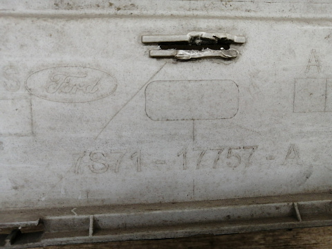 Фотография детали AA022656; Бампер передний; под паркт.; под омыват. (7S71-17757-A) для Ford Mondeo/БУ; Оригинал; Р2, Удовлетворительное; . Фото номер 15