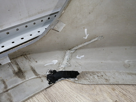 AA044664; Бампер передний; без паркт.; без омыват. (BS71-17757-A) для Ford Mondeo/БУ; Оригинал; Р2, Удовлетворительное; 