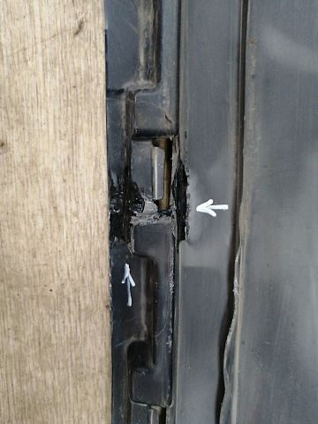 Фотография детали AA038477; Бампер задний; под паркт. (60U 807 421 B) для Skoda Rapid/БУ; Оригинал; Р1, Мелкий дефект; . Фото номер 18