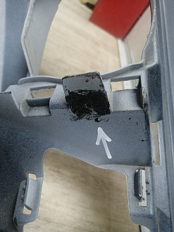 AA045979; Бампер передний; без паркт.; под омыват. (5K0807221) для Volkswagen Golf/БУ; Оригинал; Р1, Мелкий дефект; 