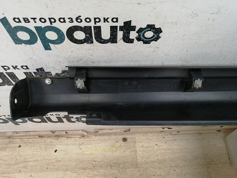 Фотография детали AA041134; Накладка порога правая (76850-4AA0A) для Nissan Almera III (G15) (2012-2018)/БУ; Оригинал; Р1, Мелкий дефект; . Фото номер 16