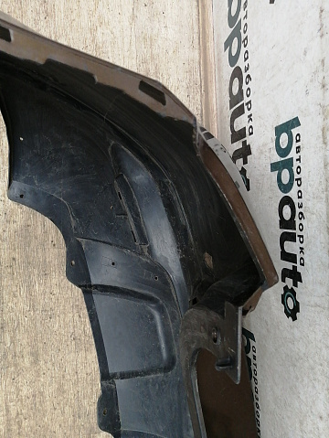 Фотография детали AA032713; Бампер задний; под паркт. (850225291R) для Renault Duster I (2011-2015)/БУ; Оригинал; Р1, Мелкий дефект; . Фото номер 16