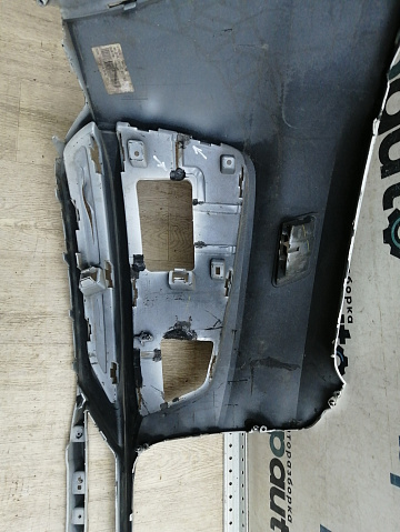 Фотография детали AA045933; Бампер передний, S-Line; под омыват. (8U0807437AS) для Audi Q3 I рест. (2014-2018)/БУ; Оригинал; Р2, Удовлетворительное; . Фото номер 26