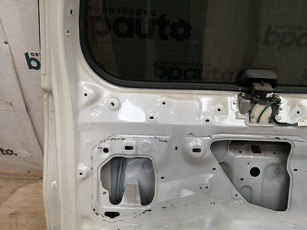 AA044247; Крышка багажника (67005-60F50) для Lexus GX460/БУ; Оригинал; Р0, Хорошее; 