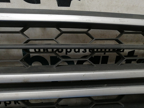 Фотография детали AA028233; Решетка переднего бампера (CN15-17B968) для Ford EcoSport I (2014-2018)/БУ; Оригинал; Р2, Удовлетворительное; . Фото номер 8
