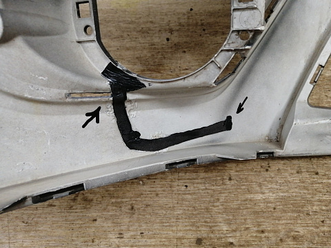 Фотография детали AA031117; Бампер передний; без паркт.; без омыват. (8V41-17757-A) для Ford Kuga I (2008-2012)/БУ; Оригинал; Р2, Удовлетворительное; . Фото номер 17