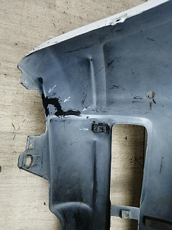 AA044520; Бампер передний; под паркт.; под омыват. (52119-60B20) для Toyota Land Cruiser 200 (2008 — 2012)/БУ; Оригинал; Р1, Мелкий дефект; 