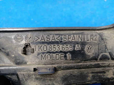 AA027797; Решетка радиатора (1K0853651A) для Volkswagen Golf/БУ; Оригинал; Р1, Мелкий дефект; 
