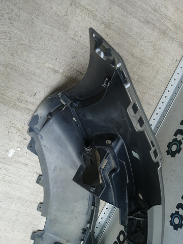 Фотография детали AA045797; Бампер передний; под паркт.; под омыват. (8R0 807 437) для Audi Q5 I (2008-2012)/БУ; Оригинал; Р1, Мелкий дефект; . Фото номер 16