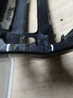 BA000250; Бампер передний, v1.5, v1.8, без отв. под расш.; без паркт.; без омыват. (6400B226229ZZ) для Mitsubishi Lancer/БУ; Оригинал; Р1, Мелкий дефект; 