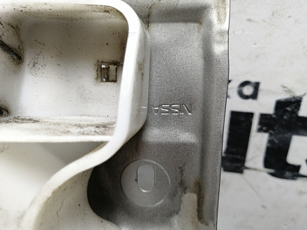 AA045173; Крыло переднее правое (F3100-JD0M0) для Nissan Qashqai/БУ; Оригинал; Р1, Мелкий дефект; 