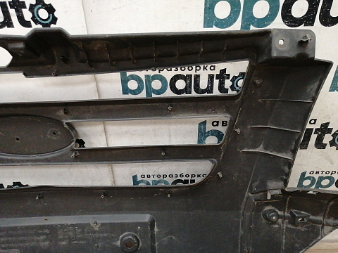 Фотография детали AA040287; Бампер передний, центральная часть (9C16-17K819-A) для Ford Transit (2006-2014)/БУ; Оригинал; Р1, Мелкий дефект; . Фото номер 9