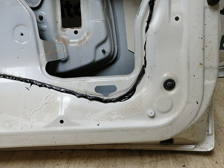 AA045271; Крышка багажника (67005-60F50) для Lexus GX460/БУ; Оригинал; Р1, Мелкий дефект; 