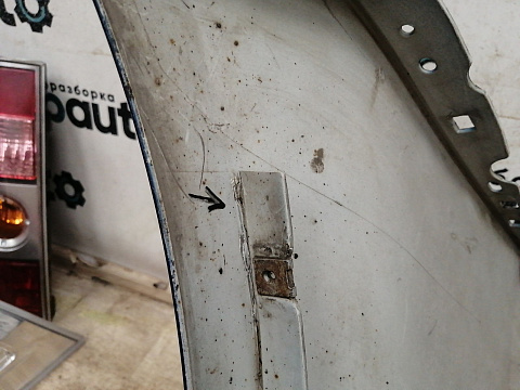 Фотография детали AA040030; Бампер передний; без паркт.; без омыват. (3M51-R17757-A) для Ford C-MAX I (2003-2007)/БУ; Оригинал; Р2, Удовлетворительное; . Фото номер 16