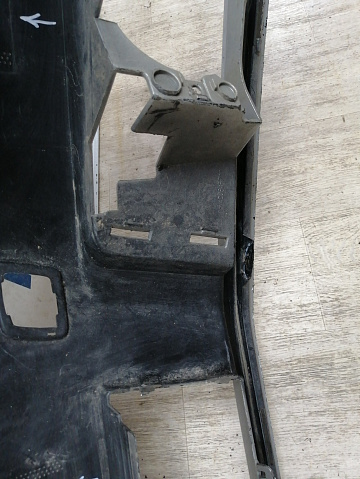 Фотография детали AA044459; Бампер передний; под паркт.; под омыват. (20845711) для Cadillac SRX/БУ; Оригинал; Р1, Мелкий дефект; . Фото номер 26