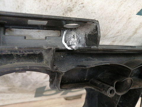 Фотография детали AA043291; Бампер передний, S-line; под паркт.; под омыват. (4G0 807 437 AB) для Audi A6 IV (C7) рест. Sedan (2014-2018)/БУ; Оригинал; Р1, Мелкий дефект; . Фото номер 21