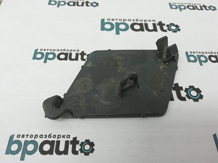 AA004168; Заглушка буксир. крюка переднего бампера (51117200717) для BMW 5 серия F10 F11/БУ; Оригинал; Р0, Хорошее; (A17) Темно-серый