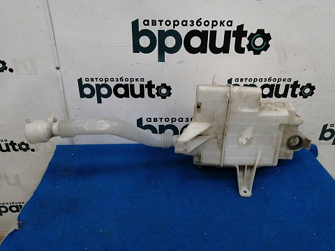 Фотография детали AA016937; Бачок омывателя, под 2 мотора, без датчика уровня жидкости (85315-42330) для Toyota Rav4/БУ; Оригинал; Р0, Хорошее; . Фото номер 3