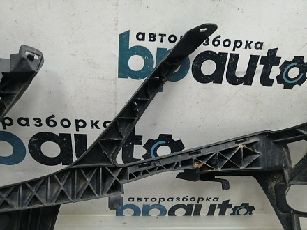 AA045507; Кронштейн, каркас переднего бампера правый, AMG (A2128852265) для Mercedes-Benz E-klasse W212 S212/БУ; Оригинал; Р0, Хорошее; 