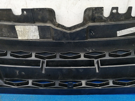 AA024300; Решетка радиатора (BJ32-8B189-A) для Land Rover Range Rover Evoque I (2011 - 2015)/БУ; Оригинал; Р1, Мелкий дефект; 