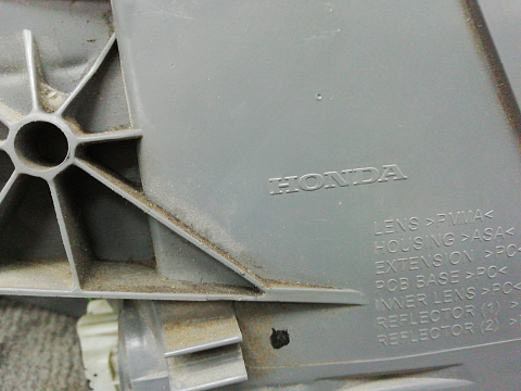 Фотография детали AA008433; Фонарь в крыло правый, светодиодный (33500TV0E01) для Honda Civic IX 5D (2011-2015)/БУ; Оригинал; Р2, Удовлетворительное; . Фото номер 14