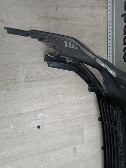 AA045950; Бампер передний; под паркт.; под омыват. (52119-0E220) для Toyota Highlander III (2014 — 2016)/БУ; Оригинал; Р1, Мелкий дефект; 