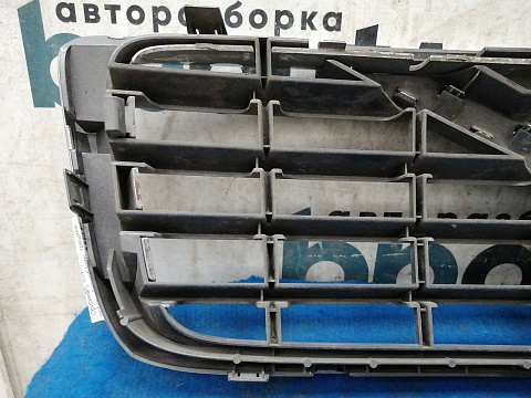 Фотография детали AA032281; Решетка радиатора (31283261) для Volvo S80 II рест. (2010-2013)/БУ; Оригинал; Р1, Мелкий дефект; . Фото номер 10