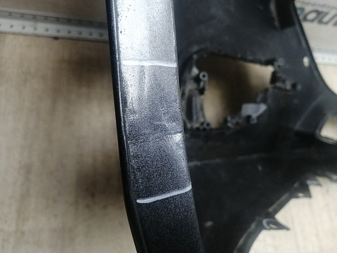 Фотография детали AA045776; Бампер передний; под паркт.; под омыват. (B63B-50031) для Mazda 3 BM/БУ; Оригинал; Р1, Мелкий дефект; . Фото номер 24