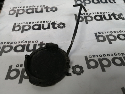 AA045958; Заглушка буксир. крюка переднего бампера (5M0807241A) для Volkswagen Golf Plus II (2009-2014)/БУ; Оригинал; Р1, Мелкий дефект; 