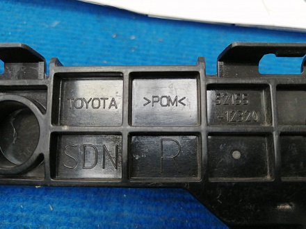 AA020298; Кронштейн заднего бампера №1 правый (52155-12320) для Toyota Corolla/Нов с деф; Оригинал; Р0, Хорошее; 