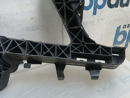 AA045500; Кронштейн, каркас переднего бампера левый (A2048850765) для Mercedes-Benz C-klasse III (W204) (2006-2011)/БУ; Оригинал; Р0, Хорошее; 