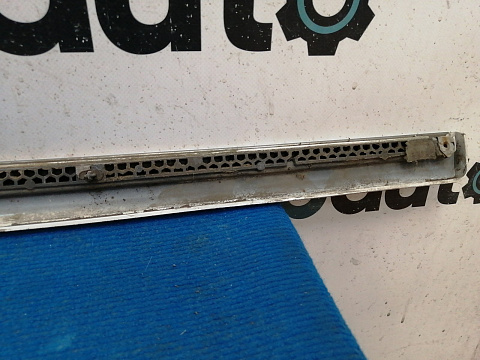 Фотография детали AA043521; Накладка на дверь передняя левая (3AA854939A) для Volkswagen Passat B7 Sedan (2011- 2014)/БУ; Оригинал; Р1, Мелкий дефект; . Фото номер 9