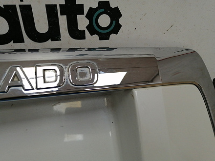 Накладка крышки багажника, без кнопок Тойота Land Cruiser Prado 150 2010 — 2013, б/у, фото 6