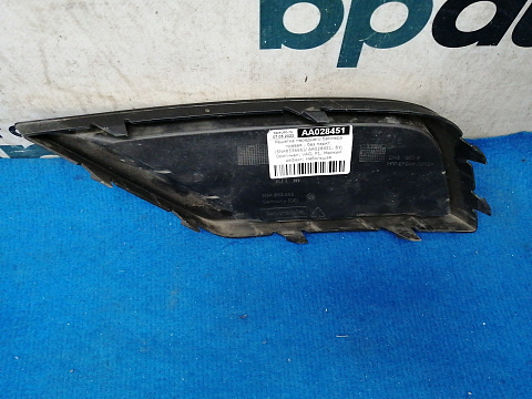 Фотография детали AA028451; Решетка переднего бампера правая ; без паркт. (5NA853666) для Volkswagen Tiguan II (2016- 2020)/БУ; Оригинал; Р1, Мелкий дефект; . Фото номер 4