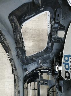 AA044864; Бампер передний; без паркт.; под омыват. (9674576177) для Peugeot 308 I рест. (2011-2015)/БУ; Оригинал; Р1, Мелкий дефект; 